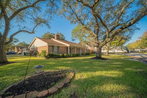 1705 21st Avenue N Texas City TX 77590
