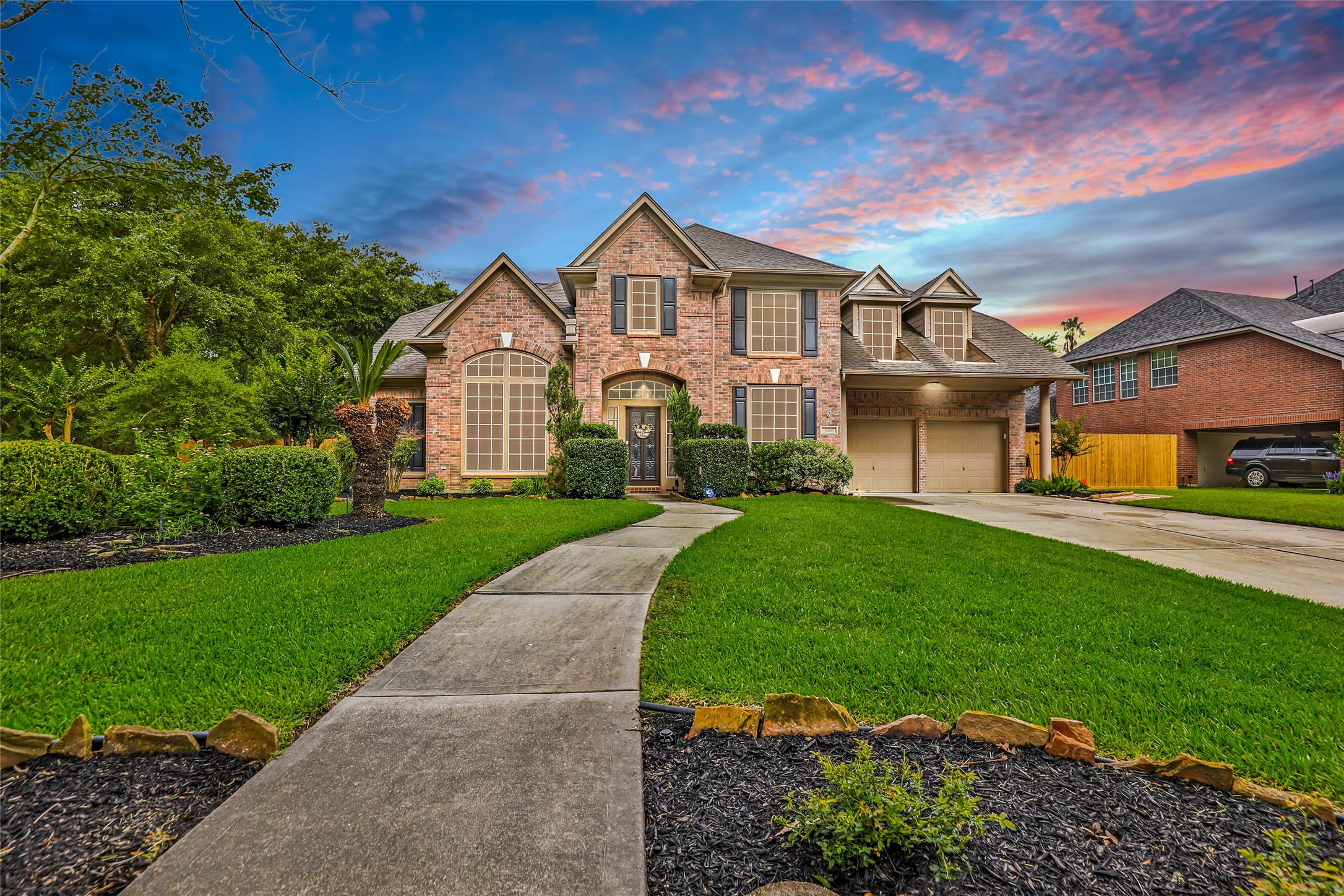 5903 Riverchase Trail Kingwood TX 77345