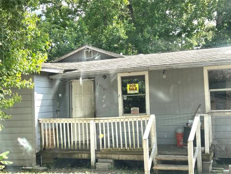 1230 Clay Street Stafford TX 77477