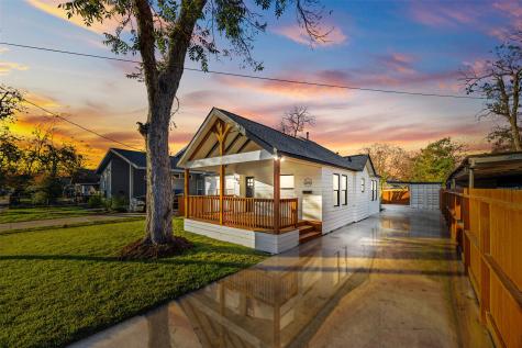7143 Japonica Street Houston TX 77087