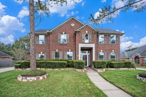 1412 Cambridge Drive Friendswood TX 77546