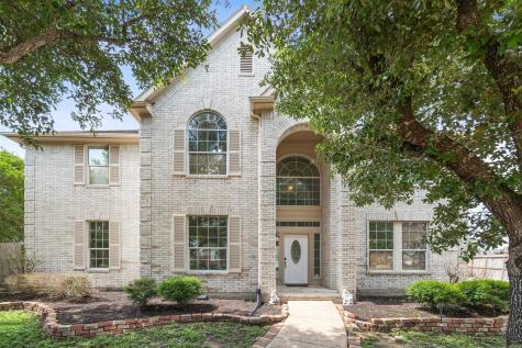 2207 Blue Vista Court Sugar Land TX 77498