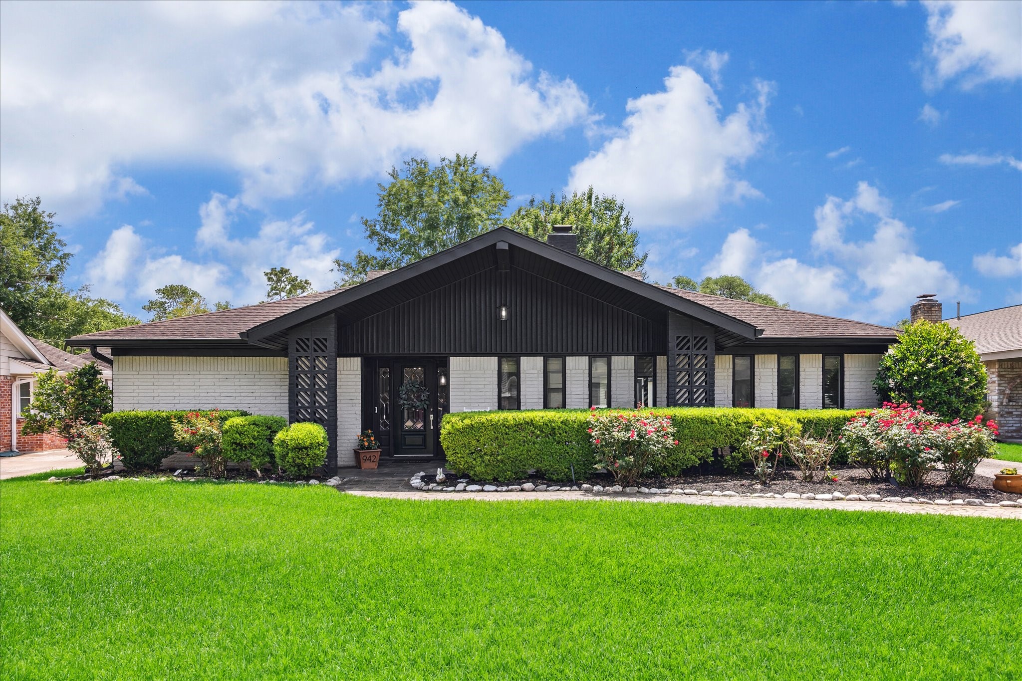 942 Ashford Parkway Houston TX 77077