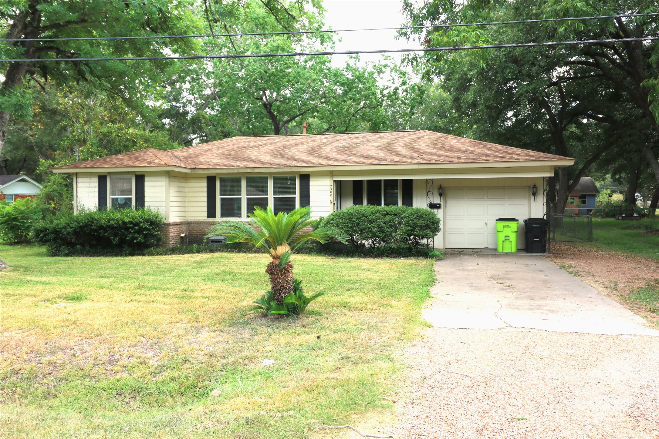 2308 Bernie Avenue Rosenberg TX 77471