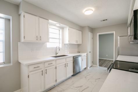 1343 Littleport Lane Channelview TX 77530