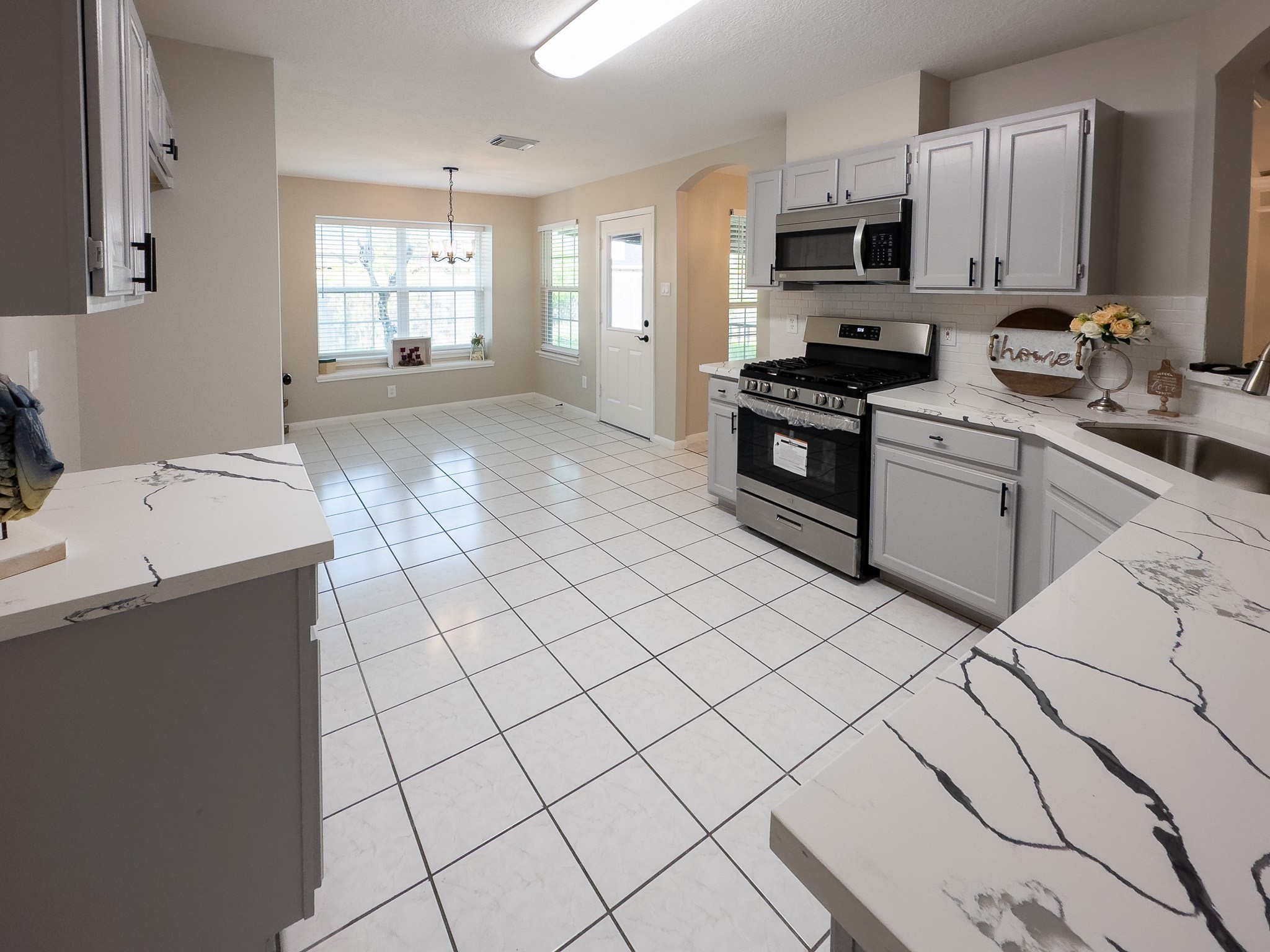 5026 Shadowdale Drive Houston TX 77041