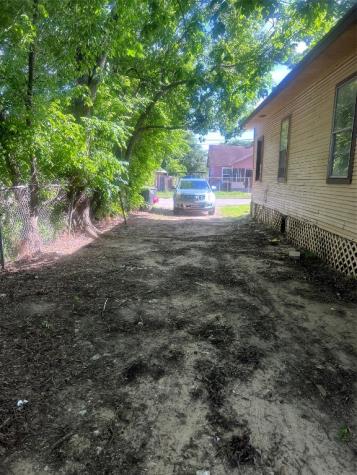 3419 Dennis Street Houston TX 77004