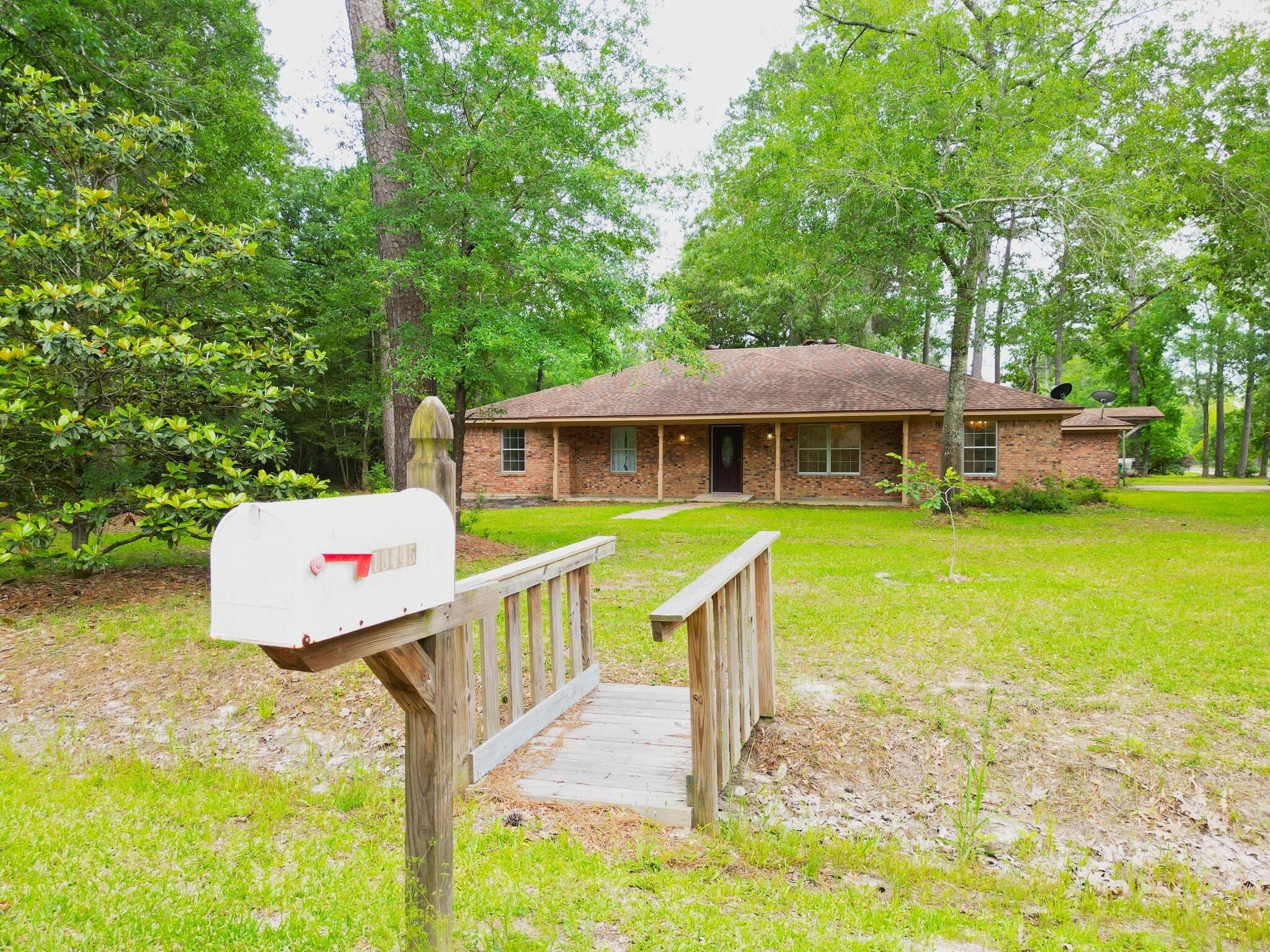 13445 Davida Drive Beaumont TX 77713