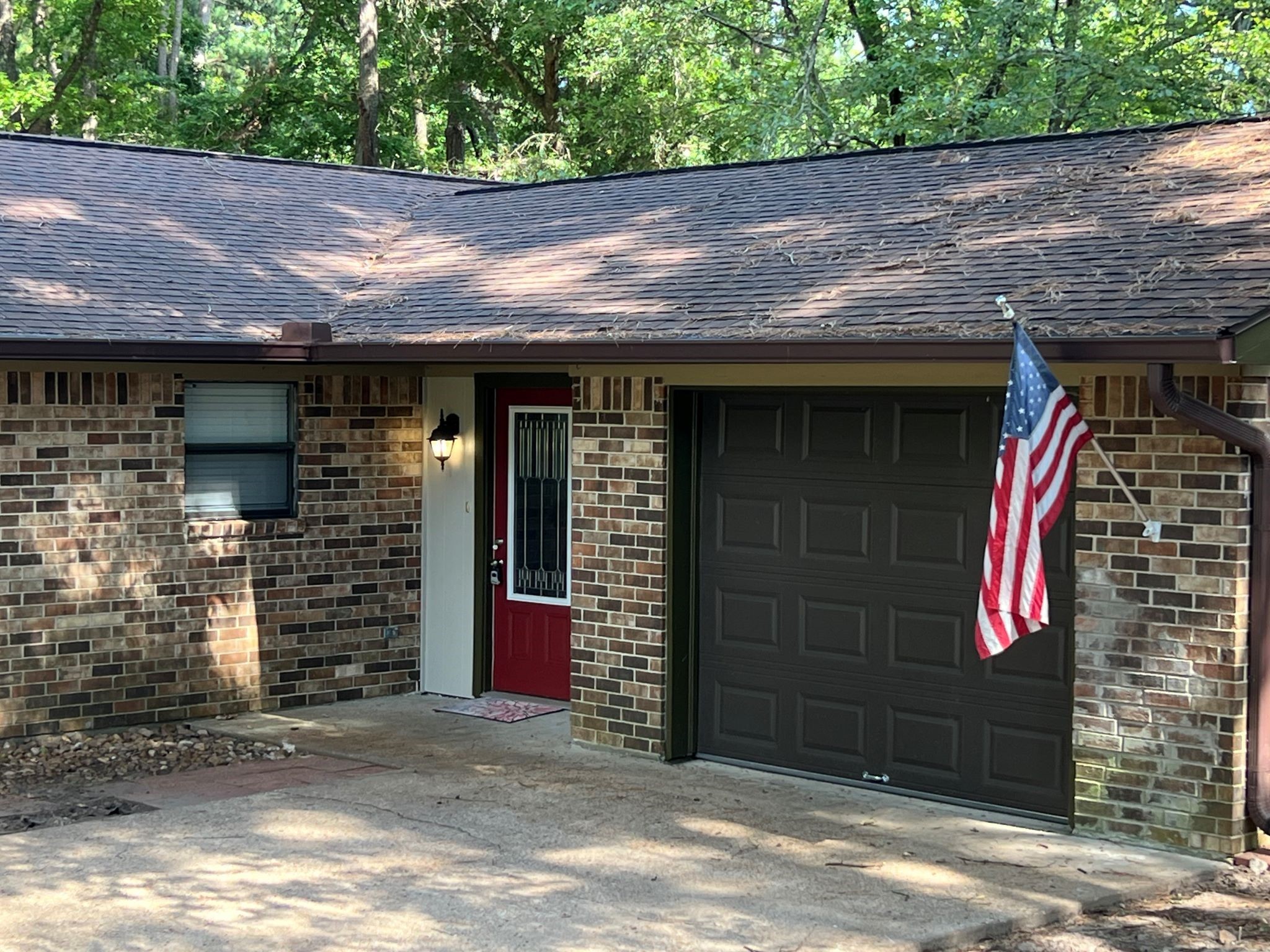 2233 Easley Circle Huntsville TX 77320