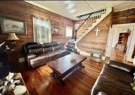 188 Elm Street Blessing TX 77419