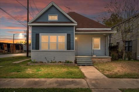 2105 Sumpter Street Houston TX 77026
