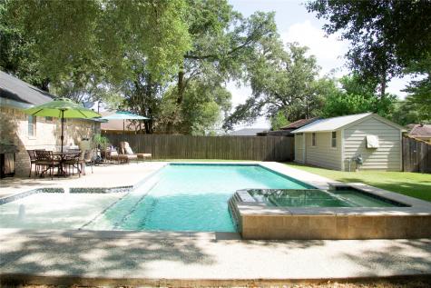 2403 Byron Avenue Pearland TX 77581