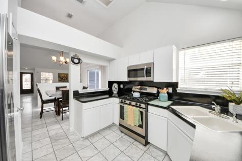 13943 Cantwell Drive Houston TX 77014