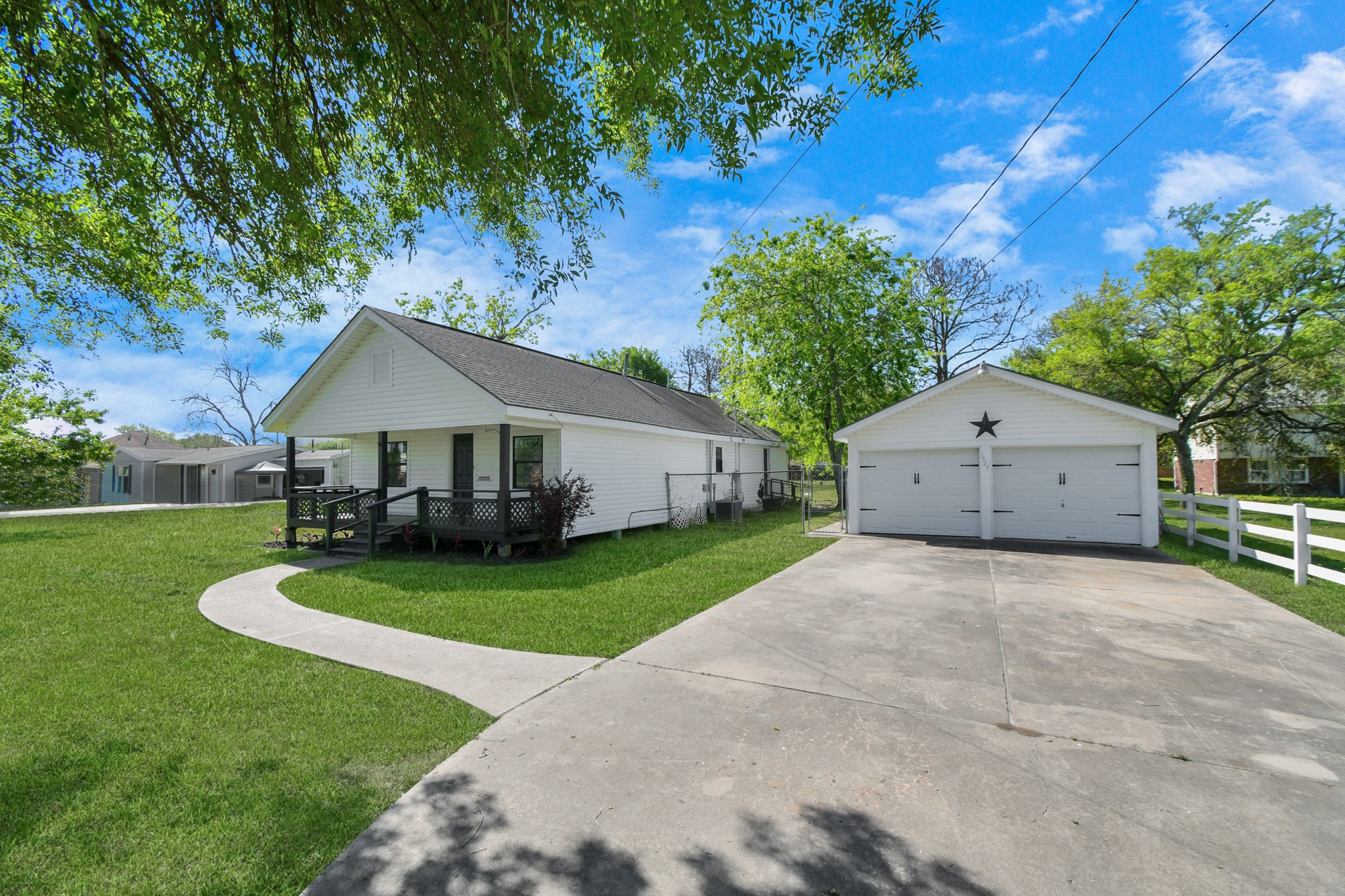 1527 Scott Street La Marque TX 77568