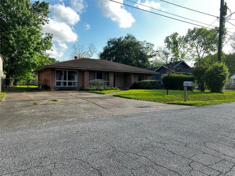 7446 Laura Koppe Road Houston TX 77028