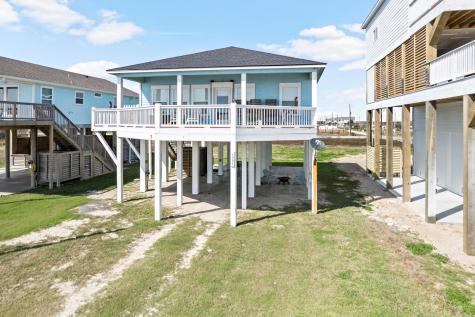 1391 Keith Avenue Gilchrist TX 77617