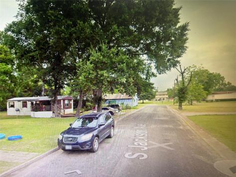 220 S Jackson Avenue Livingston TX 77351