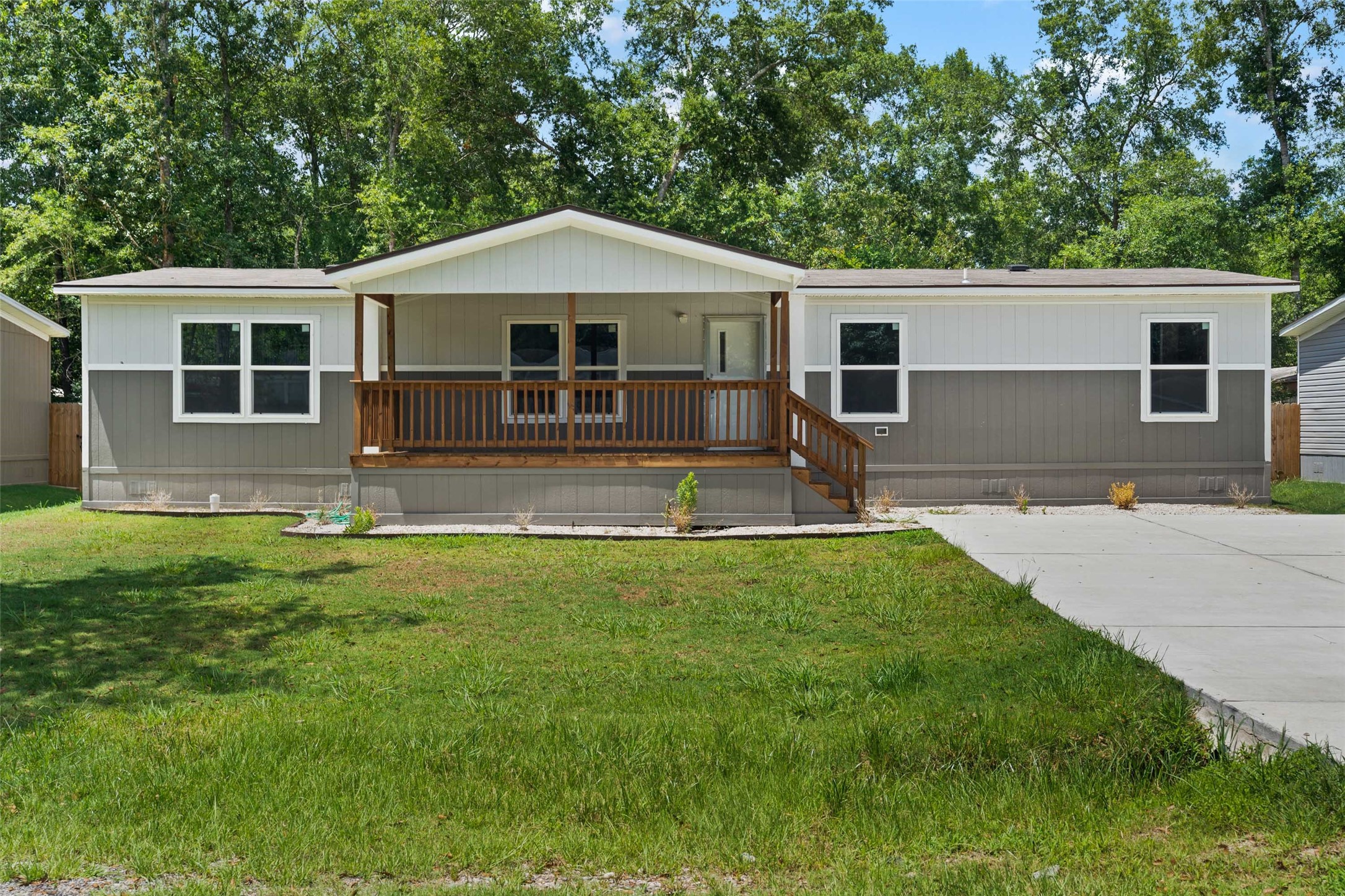 25099 Twin Oaks Drive New Caney TX 77357