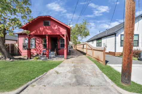 919 E 32nd Street Houston TX 77022