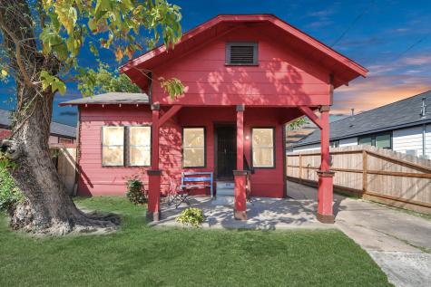 919 E 32nd Street Houston TX 77022