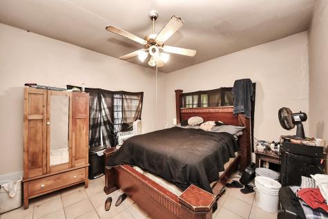 919 E 32nd Street Houston TX 77022