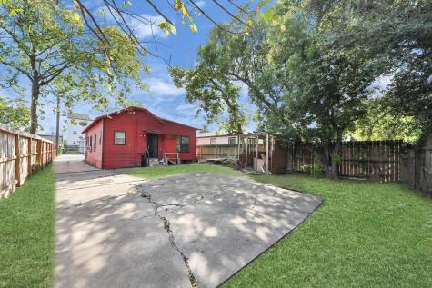 919 E 32nd Street Houston TX 77022
