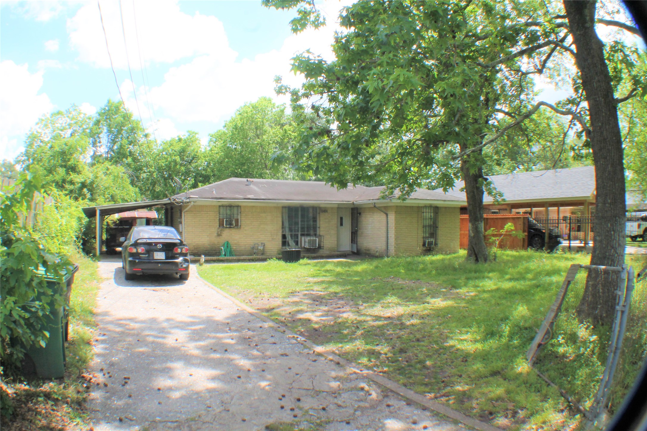 10414 Wicklowe Street Houston TX 77016