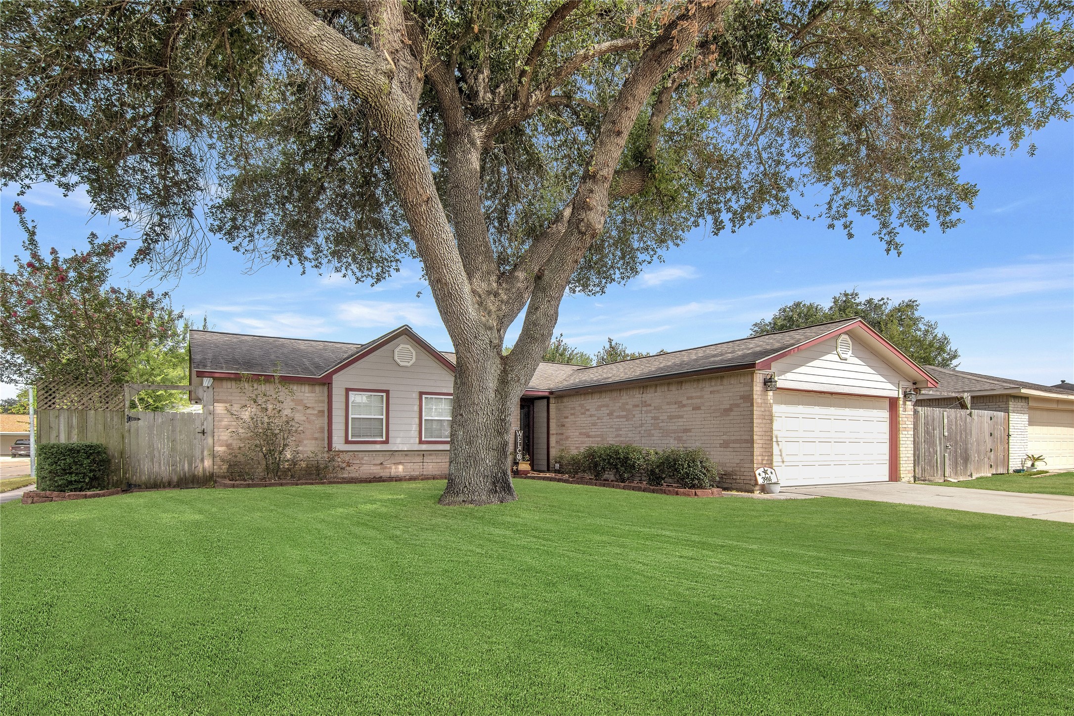 3914 Red Briar Trail Deer Park TX 77536