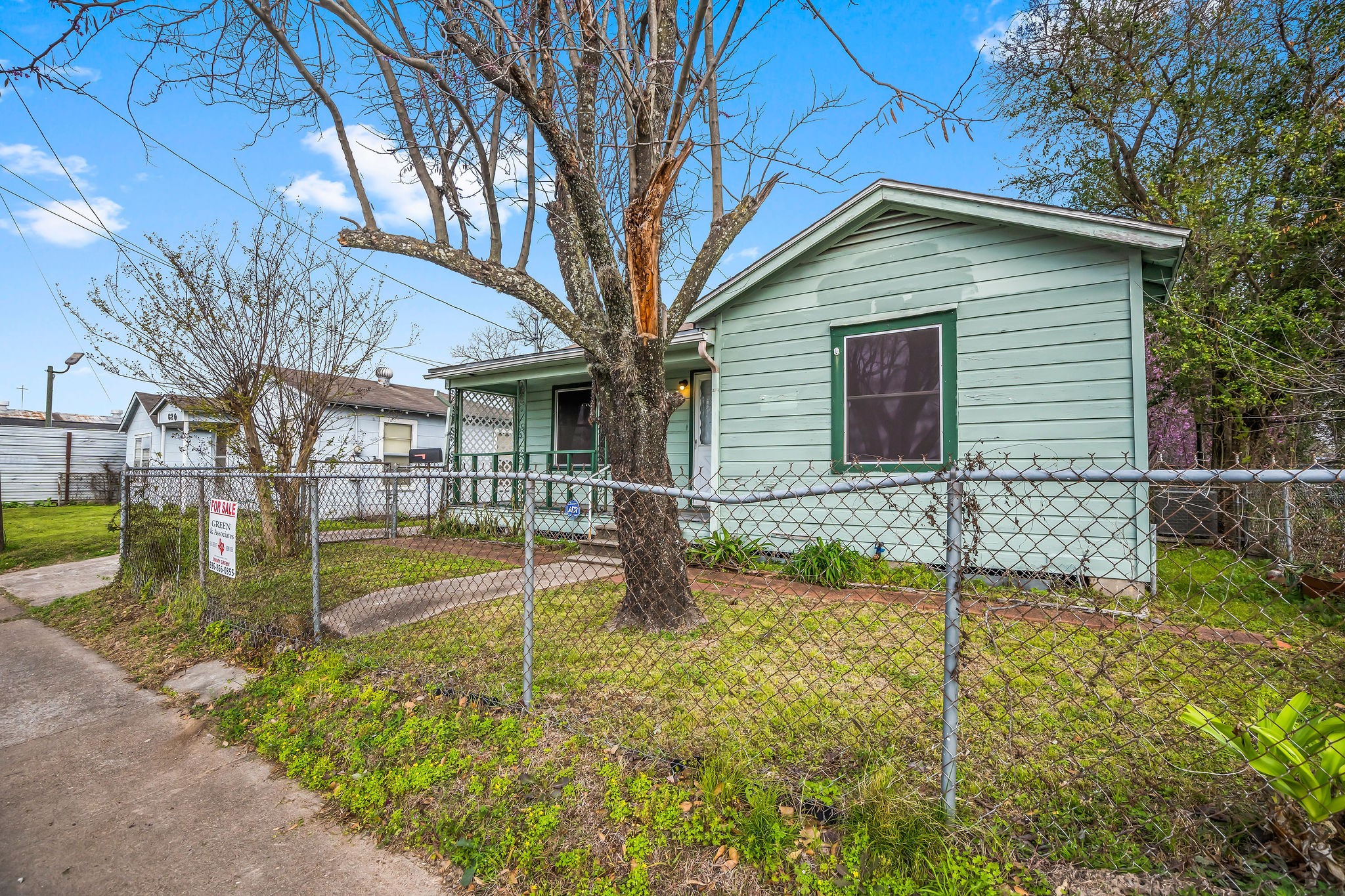 622 W Parker Road Houston TX 77091