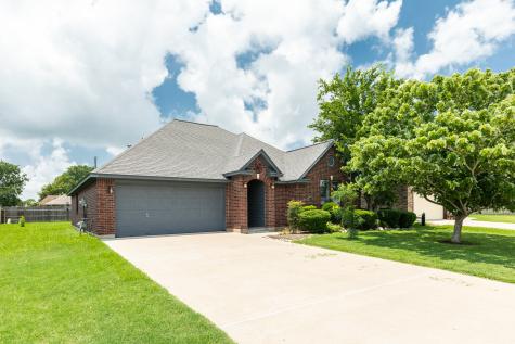 103 Corkwood Street Lake Jackson TX 77566