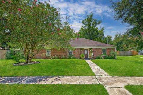 2404 Hollywood Avenue Liberty TX 77575