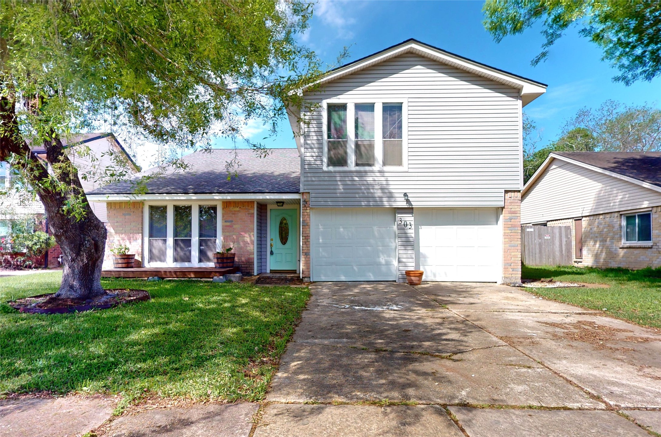 303 Stonewall Drive League City TX 77573