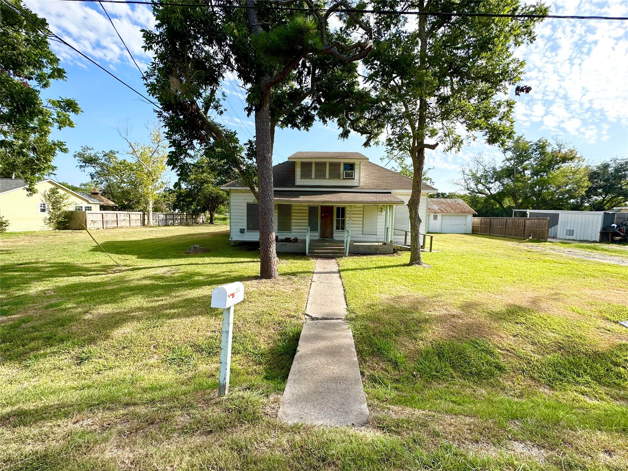8228 Neville Avenue Hitchcock TX 77563