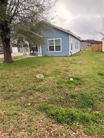 603 Boston Avenue Nederland TX 77627
