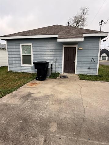 603 Boston Avenue Nederland TX 77627
