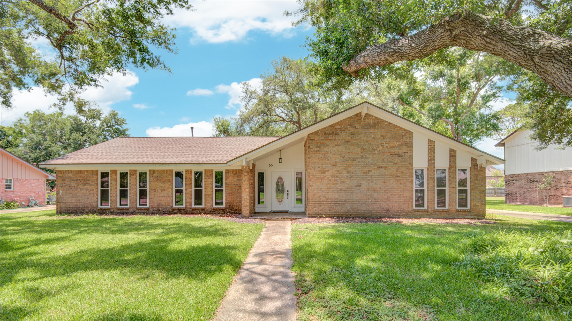 55 Flag Court Lake Jackson TX 77566