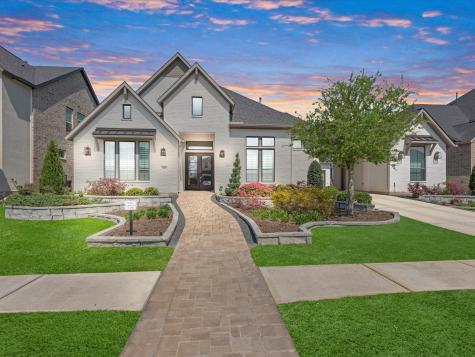 176 Lakehouse Landing Drive Katy TX 77493