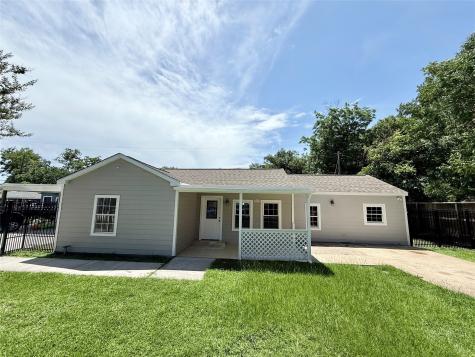 5701 Luna Street Houston TX 77076