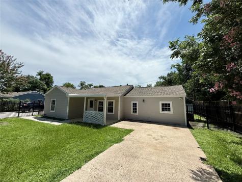 5701 Luna Street Houston TX 77076