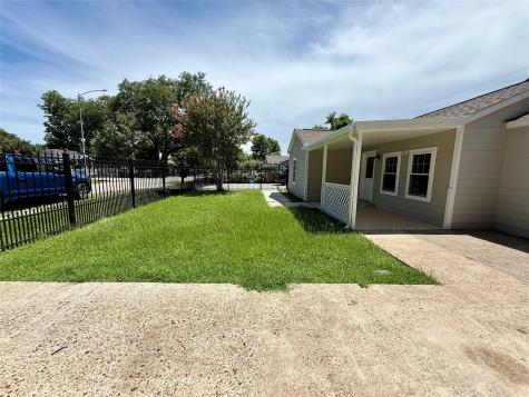 5701 Luna Street Houston TX 77076