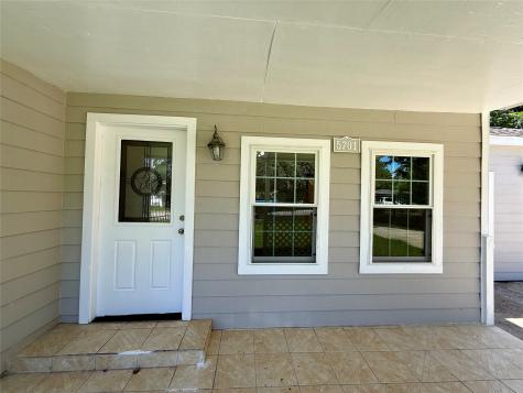 5701 Luna Street Houston TX 77076