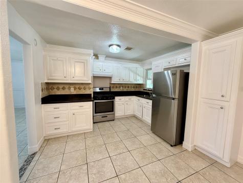 5701 Luna Street Houston TX 77076