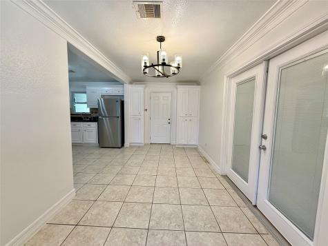 5701 Luna Street Houston TX 77076