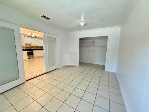 5701 Luna Street Houston TX 77076
