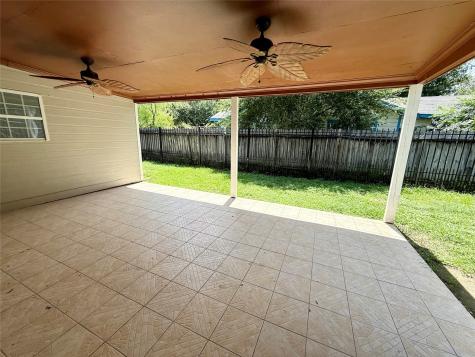 5701 Luna Street Houston TX 77076
