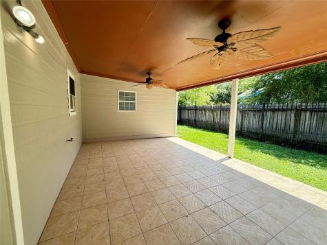5701 Luna Street Houston TX 77076