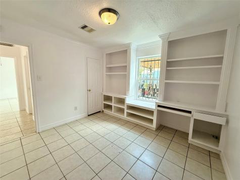 5701 Luna Street Houston TX 77076