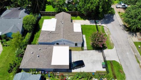5701 Luna Street Houston TX 77076
