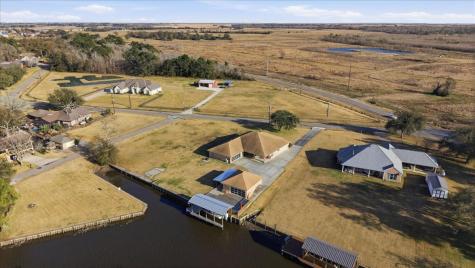 510 Country Lane Bridge City TX 77611