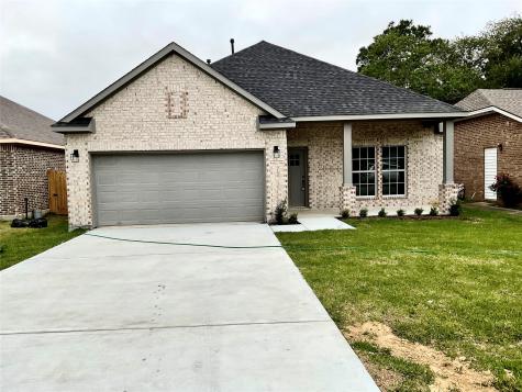408 S Idaho Street La Porte TX 77571